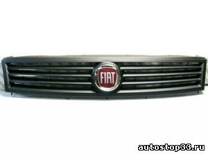 Решетка радиатора Fiat Albea 735403942, 735470484